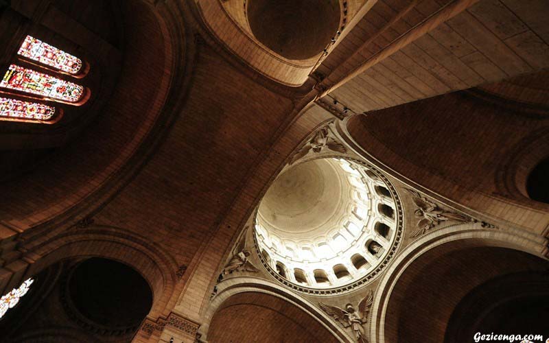 Sacre Coeur Bazilikası