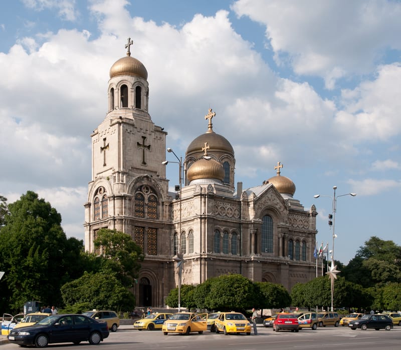 Varna Katedrali