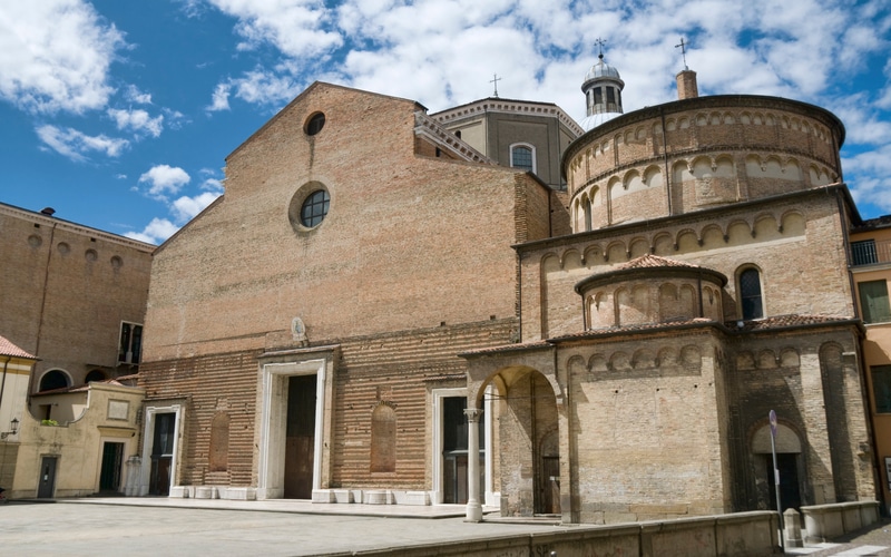 Padua Katedrali ve Vaftizhanesi